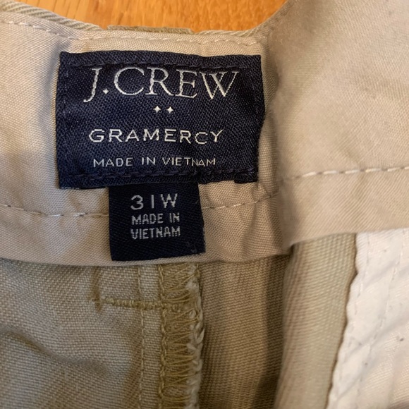 Tan, J CREW men’s shorts - Picture 2 of 3